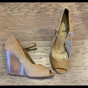 Express nude size 8 wedge Mary Jane peep toe
